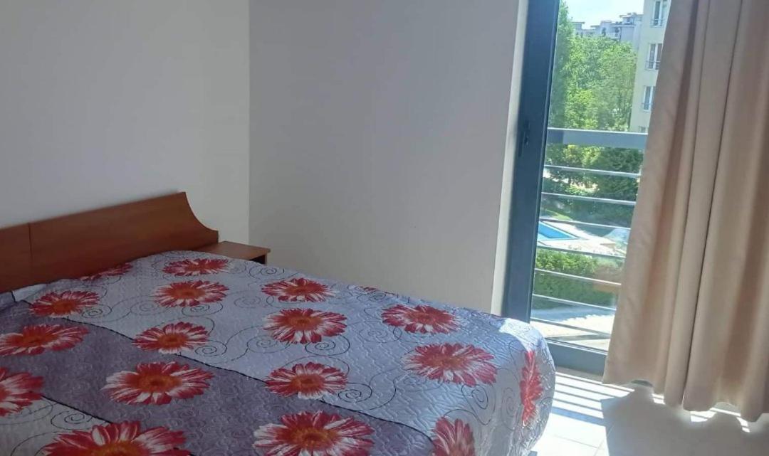 Modern 2 Bedroom Apartment In Top Location In Sunny Beach Just 150 Meters From Casino Platinum Екстериор снимка