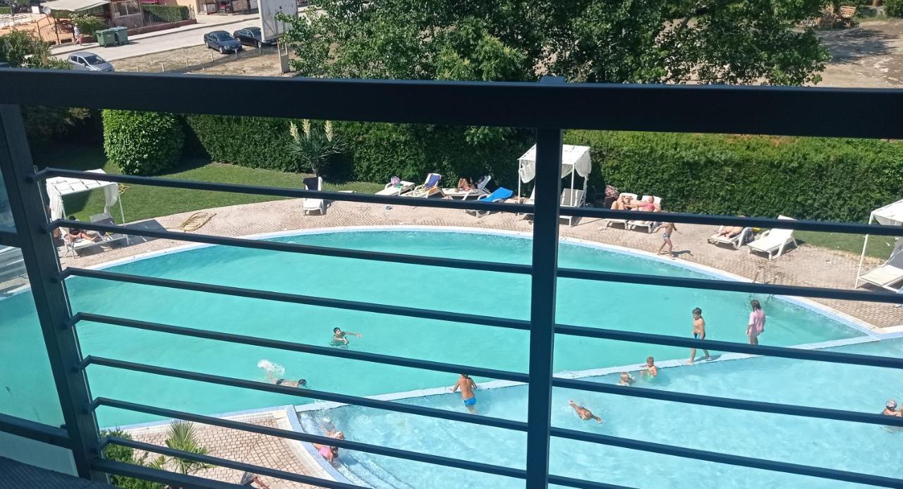 Modern 2 Bedroom Apartment In Top Location In Sunny Beach Just 150 Meters From Casino Platinum Екстериор снимка